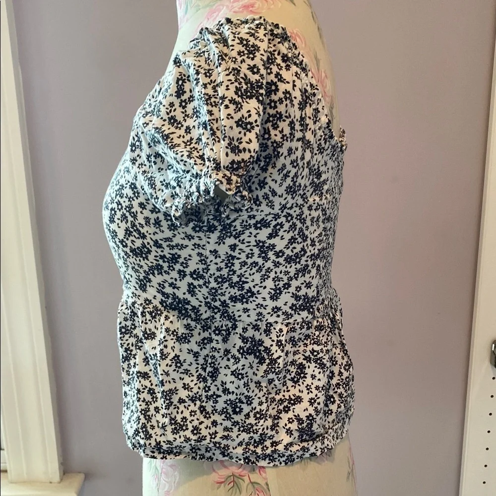 Old Navy Navy and White Floral Kids Tee